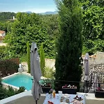 Дом отдыха Magnifique Mas Avec Piscine Proche D Anduze